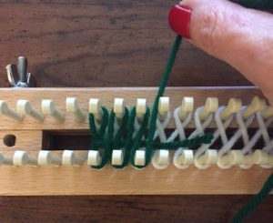 U-wrap double-knit loom